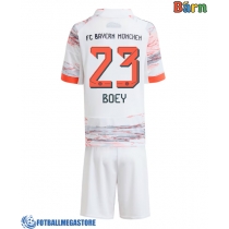 Fotballdrakt Barn Bayern Munich Sacha Boey #23 Bortedraktsett 2025-26 Kortermet (+ Korte bukser)